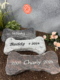 Thumbnail for Hundeknochen Grabstein