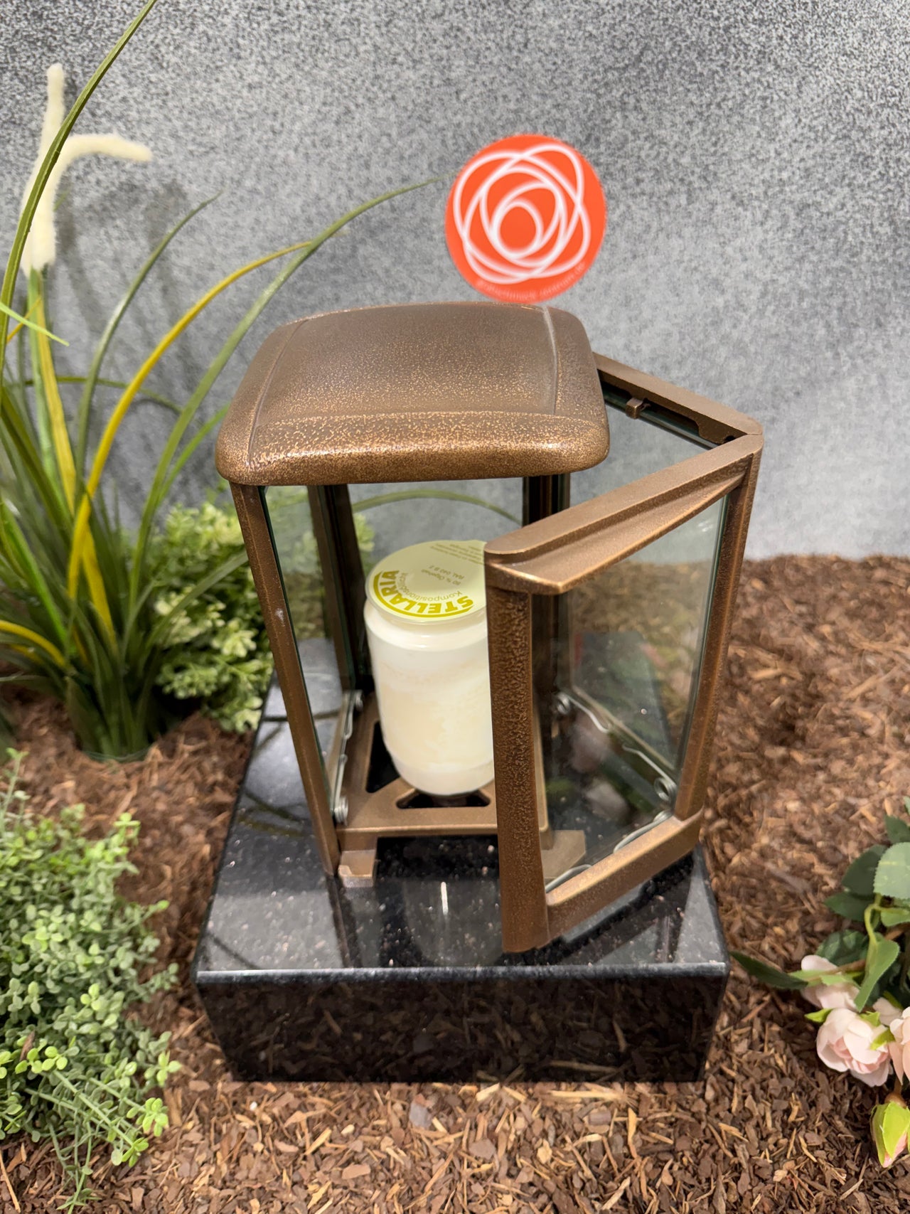 Grablampe Bronze matt mit strukturierter Oberfläche