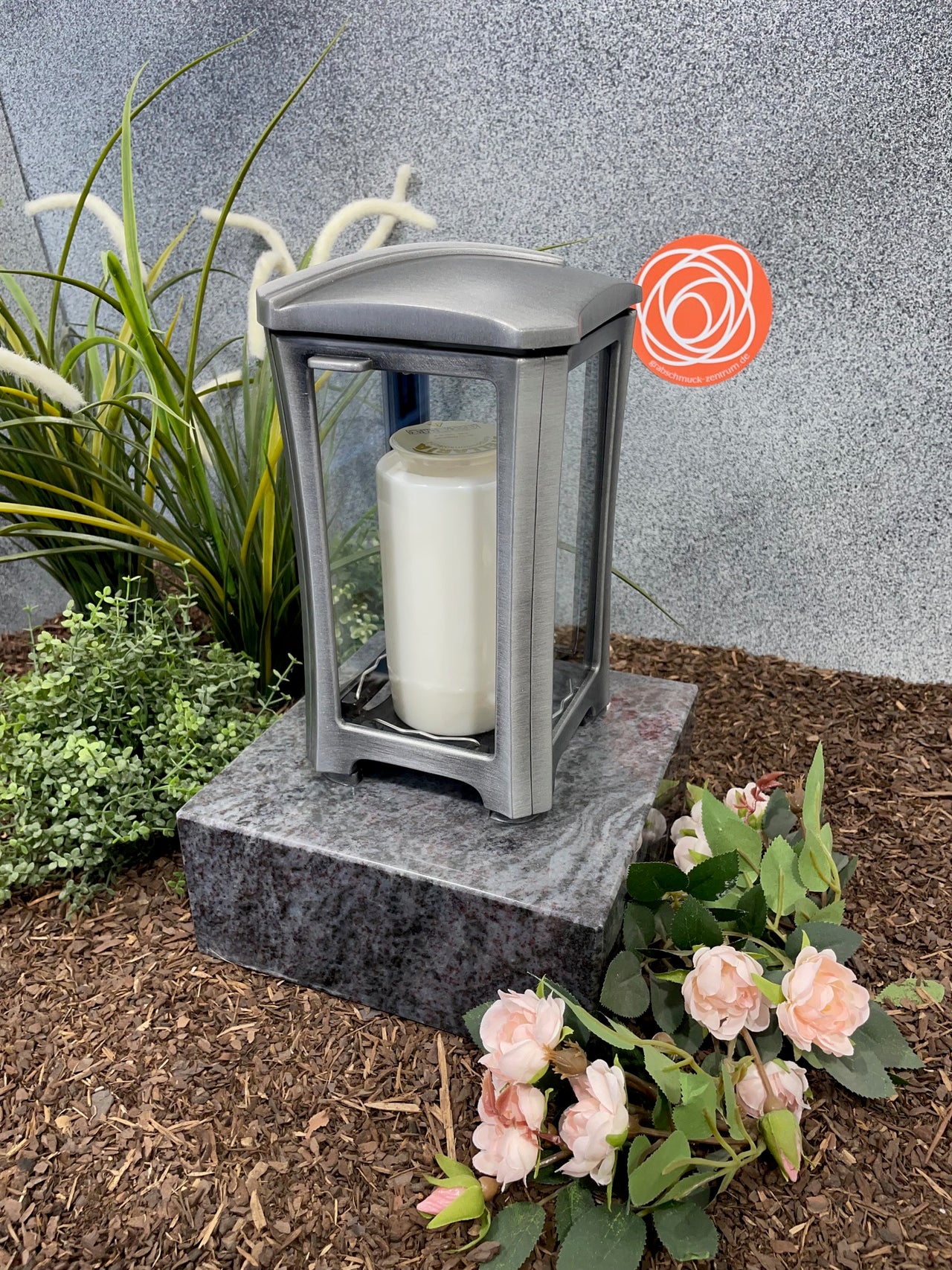 Grablampe Aluminium mit schlichter Applikation